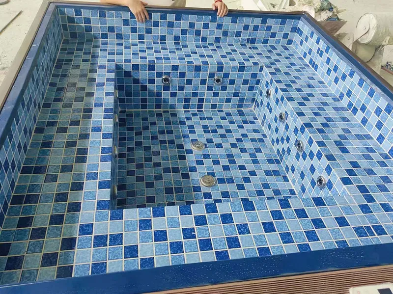 Hebei Muni Fiberglass Co., Ltd.'s fiberglass swimming pools are sold overseas, and shipments hit a new high